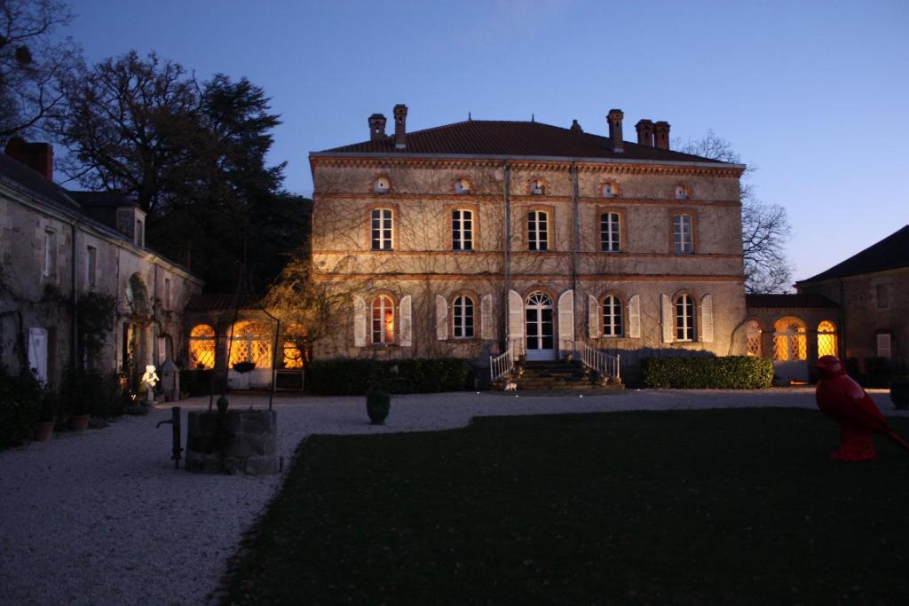 Chateau De L'Oiseliniere Gorges (Pays de la Loire) Exterior photo