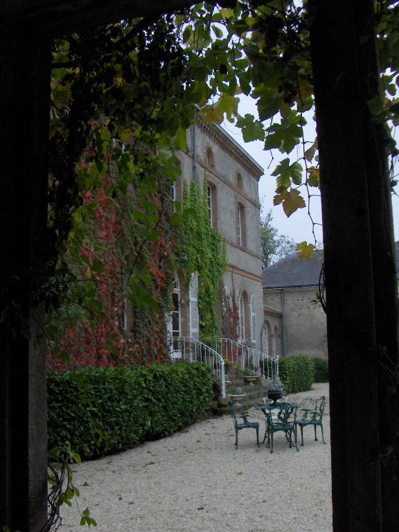Chateau De L'Oiseliniere Gorges (Pays de la Loire) Exterior photo