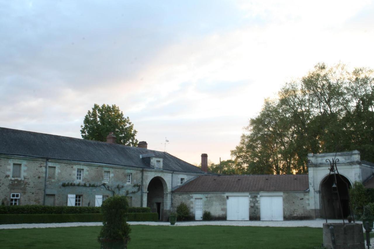 Chateau De L'Oiseliniere Gorges (Pays de la Loire) Exterior photo